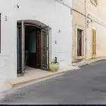 Dimora Aestas, * Ostuni