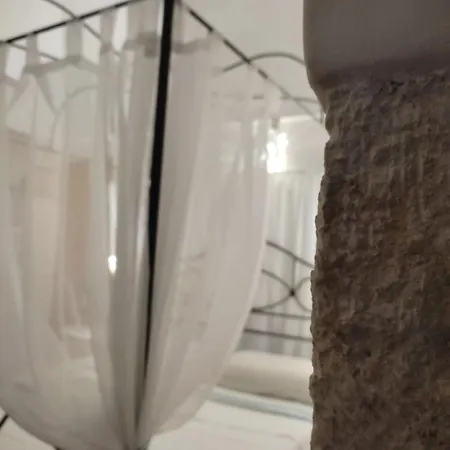 Dimora Aestas, * Ostuni