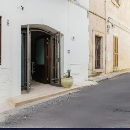 Dimora Aestas, * Ostuni