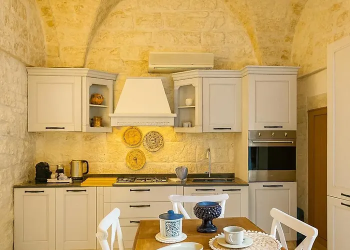 Dimora Aestas, * Ostuni